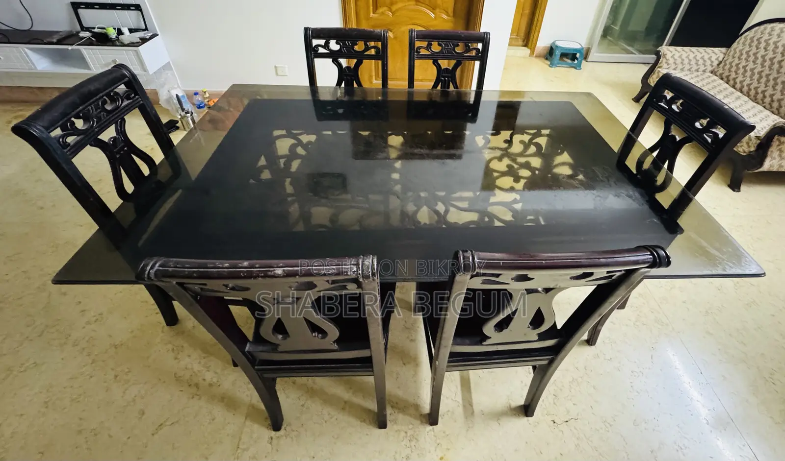 Dining Table for Sell