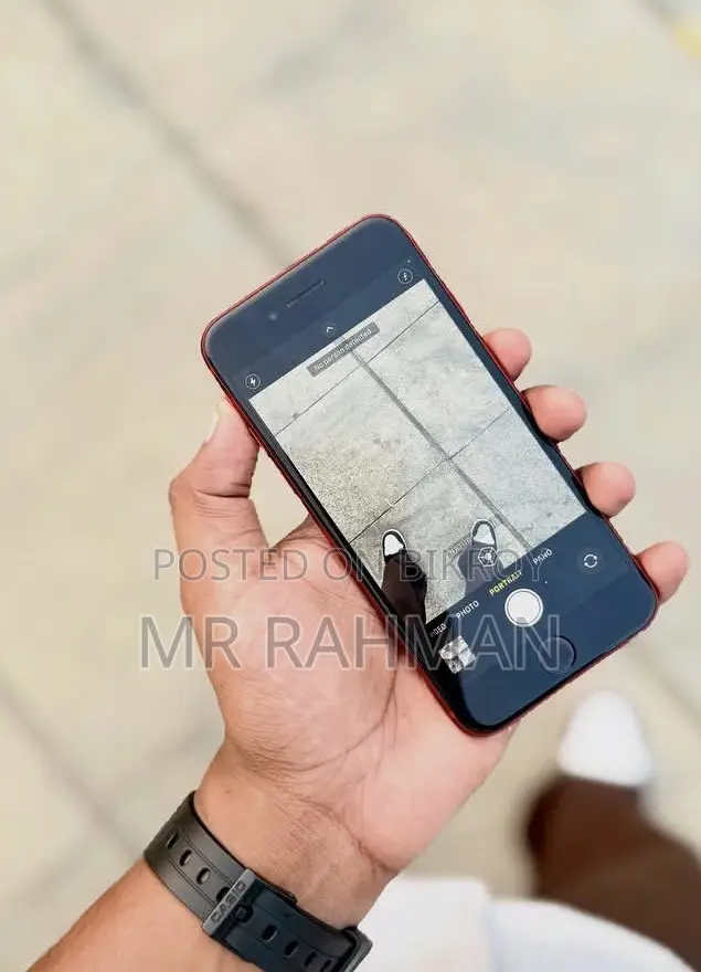 অ্যাপল আইফোন এসই (২০২০) ৬৪ জিবি রেড