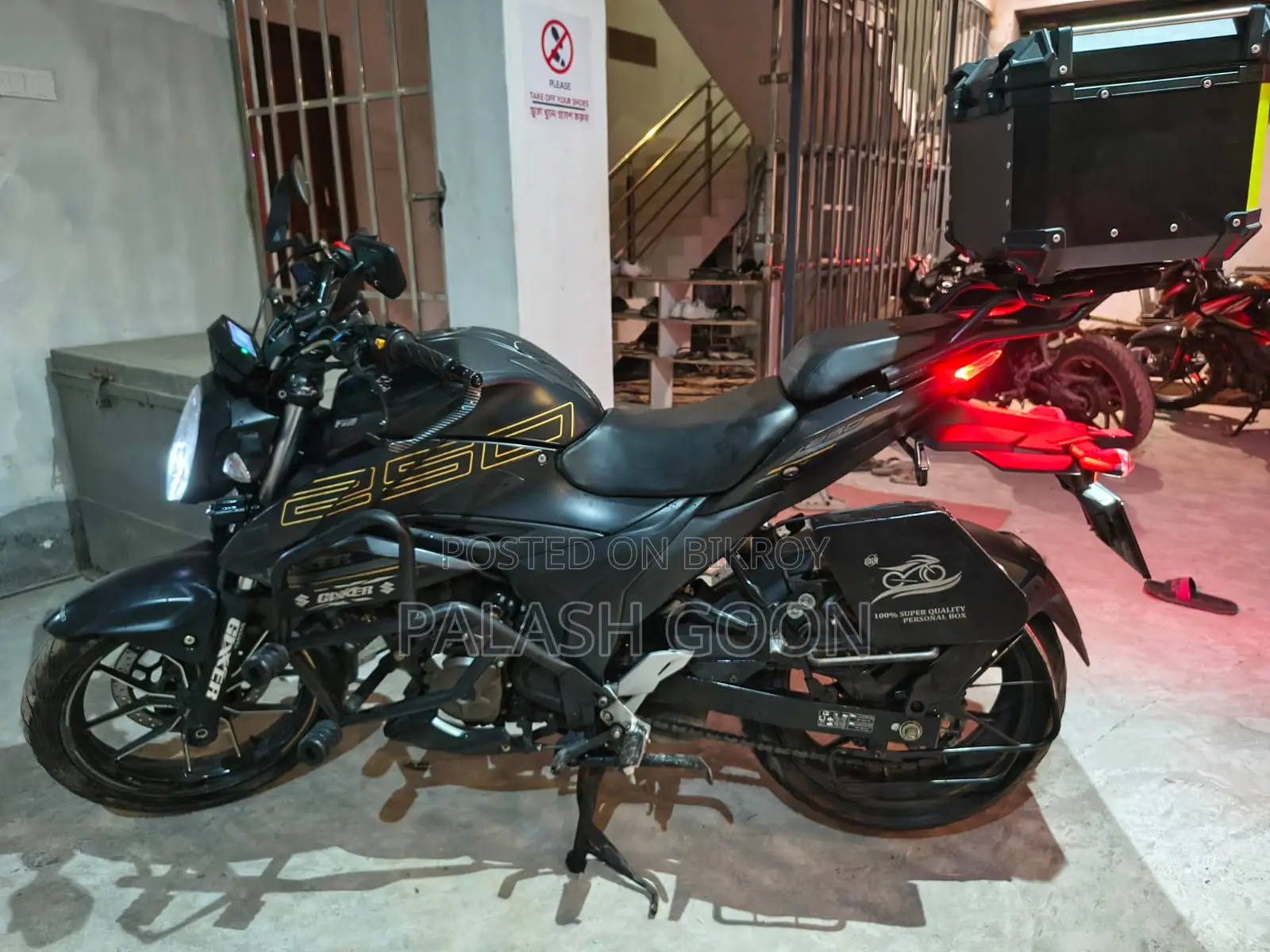 Suzuki Gixxer 2025 Black