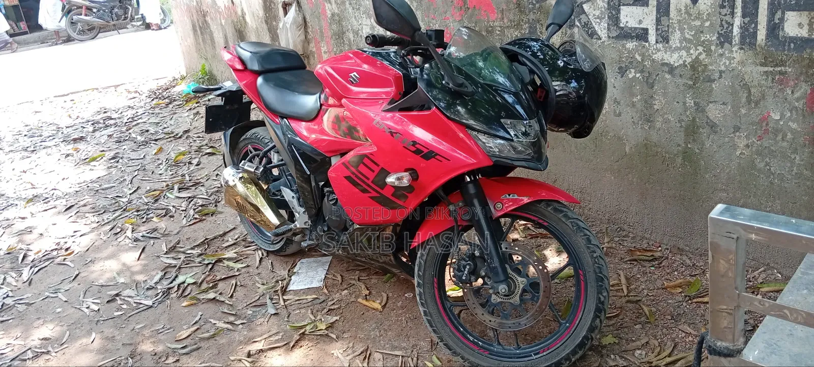 সুজুকি জিক্সার এসএফ ২০২২ লাল