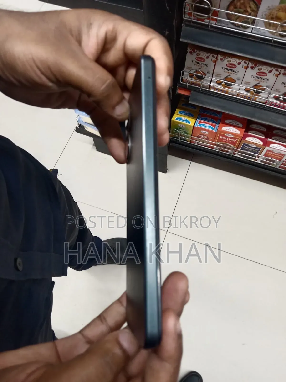 Vivo Y03t ৬৪ জিবি নীল