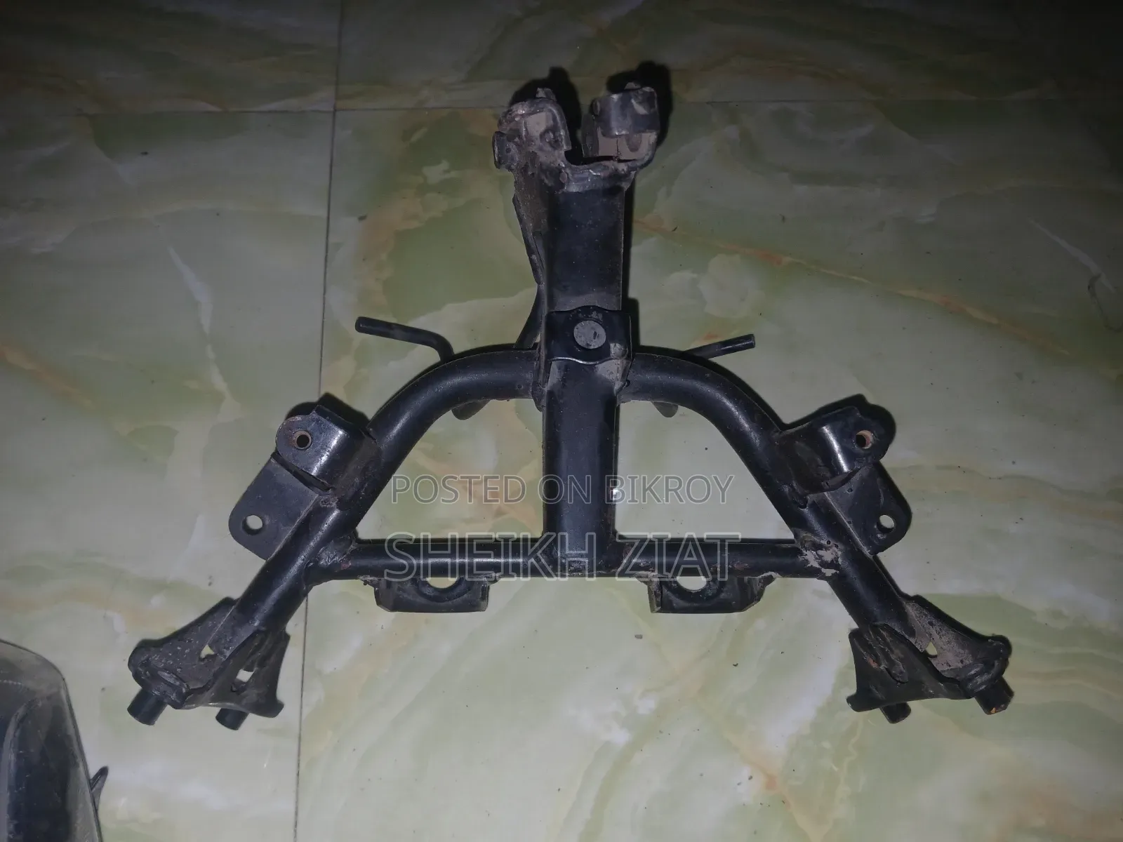 Gixxer Sf Headlight, Lock Set,