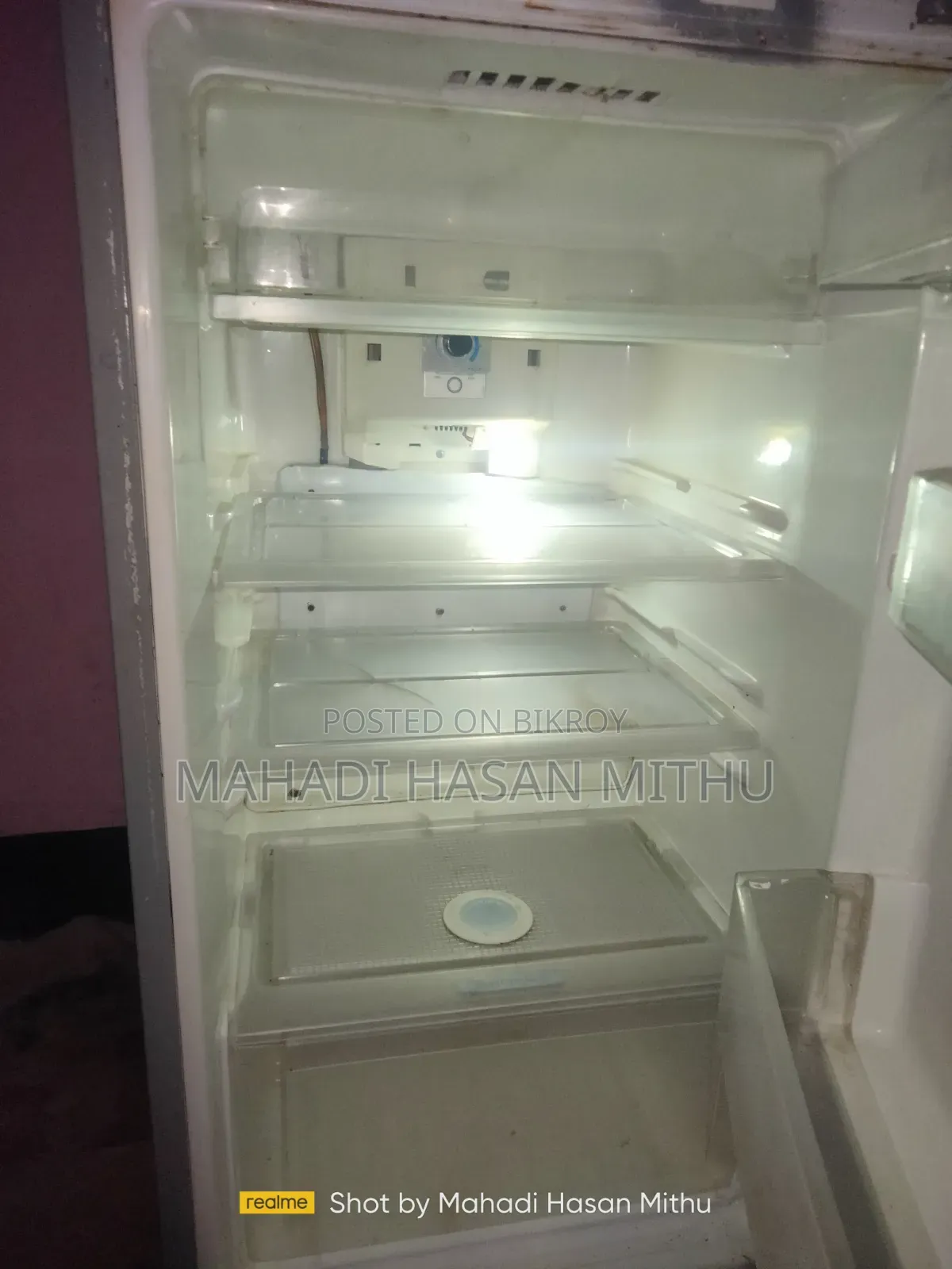 Refrigerator