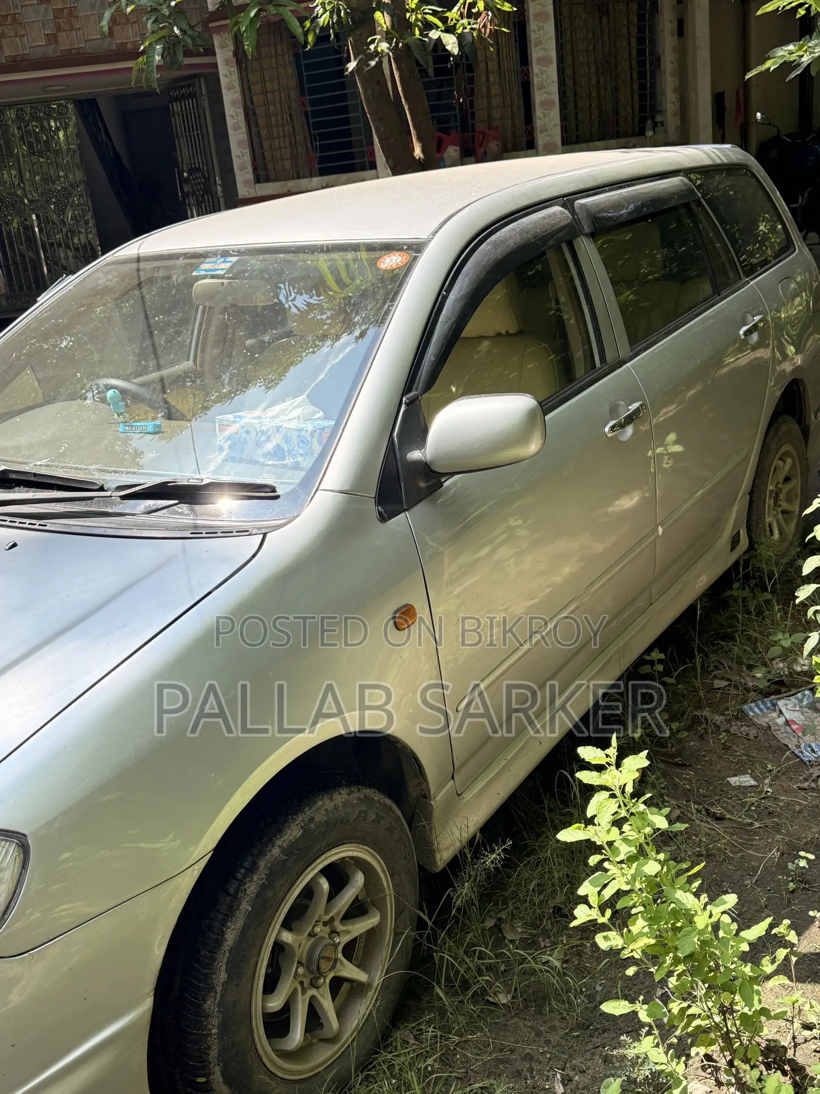 টয়োটা করোলা ফিল্ডার ১.৫ পেট্রোল এফডব্লিউডি ২০০১ সিলভার