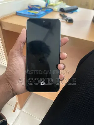 Tecno Spark 30 Pro 128 GB White