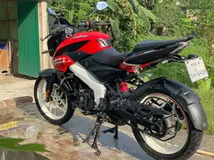 Bajaj Pulsar NS 160 2021 Red