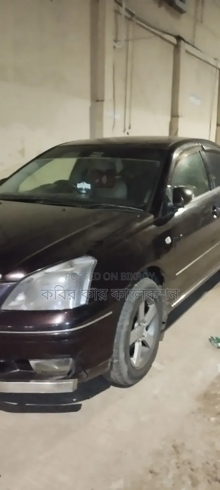 টয়োটা প্রিমিও ২০০২ মেরুন