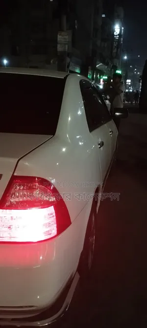 Toyota Corolla 2004 White