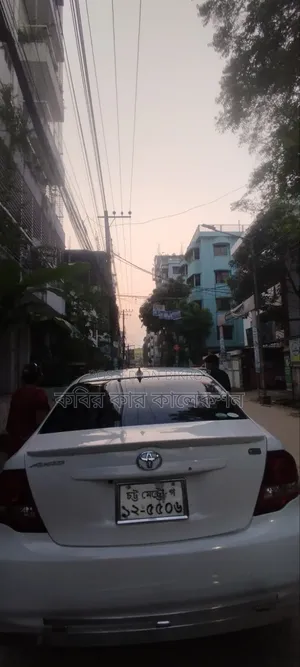 টয়োটা করোল্লা ফিল্ডার ২০১২ রূপালী