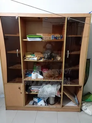 SHOWCASE 5*5 Feet
