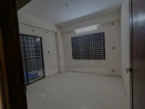 লেক সার্কাস রোড, পান্থপথে ৩ বেডরুমের অ্যাপার্টমেন্ট বিক্রয়