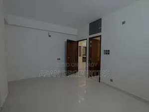 লেক সার্কাস রোড, পান্থপথে ৩ বেডরুমের অ্যাপার্টমেন্ট বিক্রয়