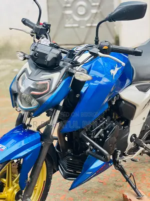 টিভিএস আপাচে আরটিআর ১৬০ ৪ভি ২০২১ নীল
