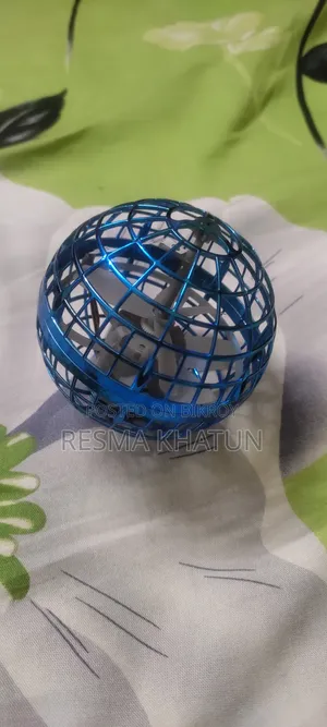 Flying Boomerang Ball