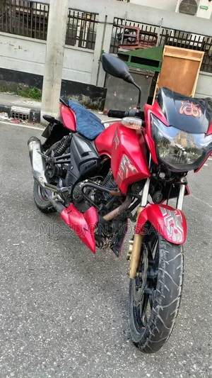 TVS Apache RTR 160 2V 2019 Red