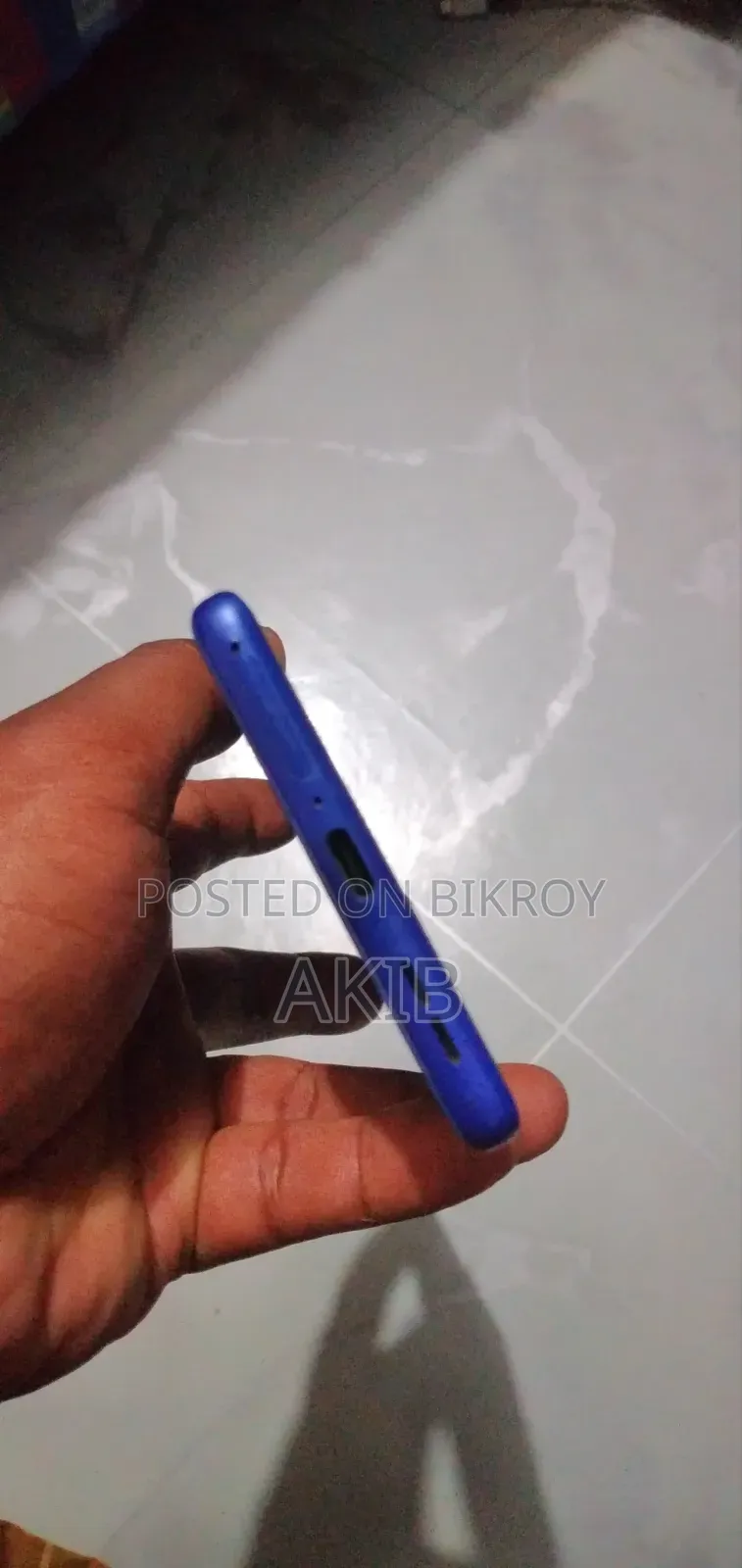 মোটোলোরা মোটো জি৮৫ ২৫৬ জিবি ব্লু