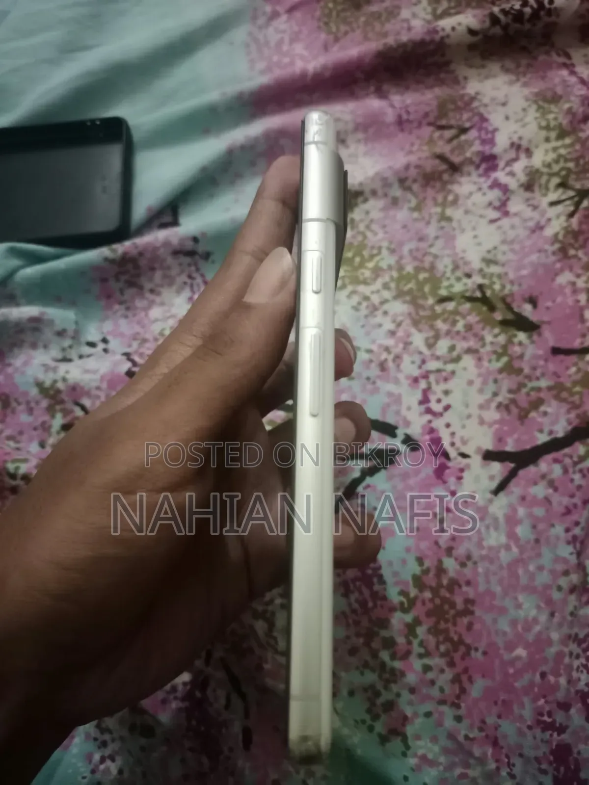 গুগল পিক্সেল ৭ ১২৮ জিবি হোয়াইট