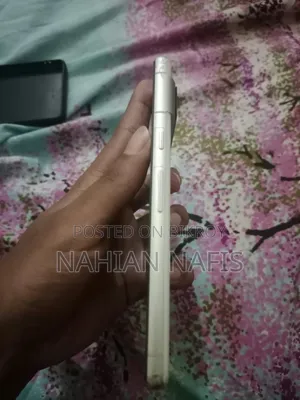 গুগল পিক্সেল ৭ ১২৮ জিবি হোয়াইট