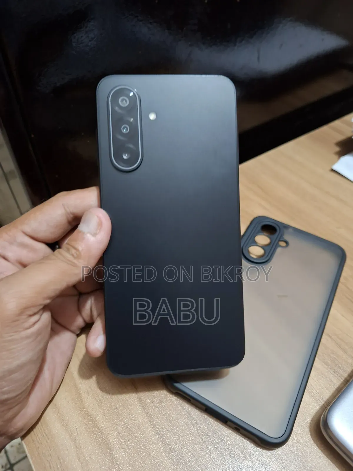 স্যামসাং গ্যালাক্সি এ১৭ ৫জি ১২৮ জিবি ব্ল্যাক