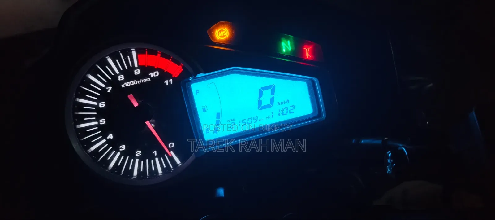 হিরো হাংক ১৫০ ২০২২ কালো