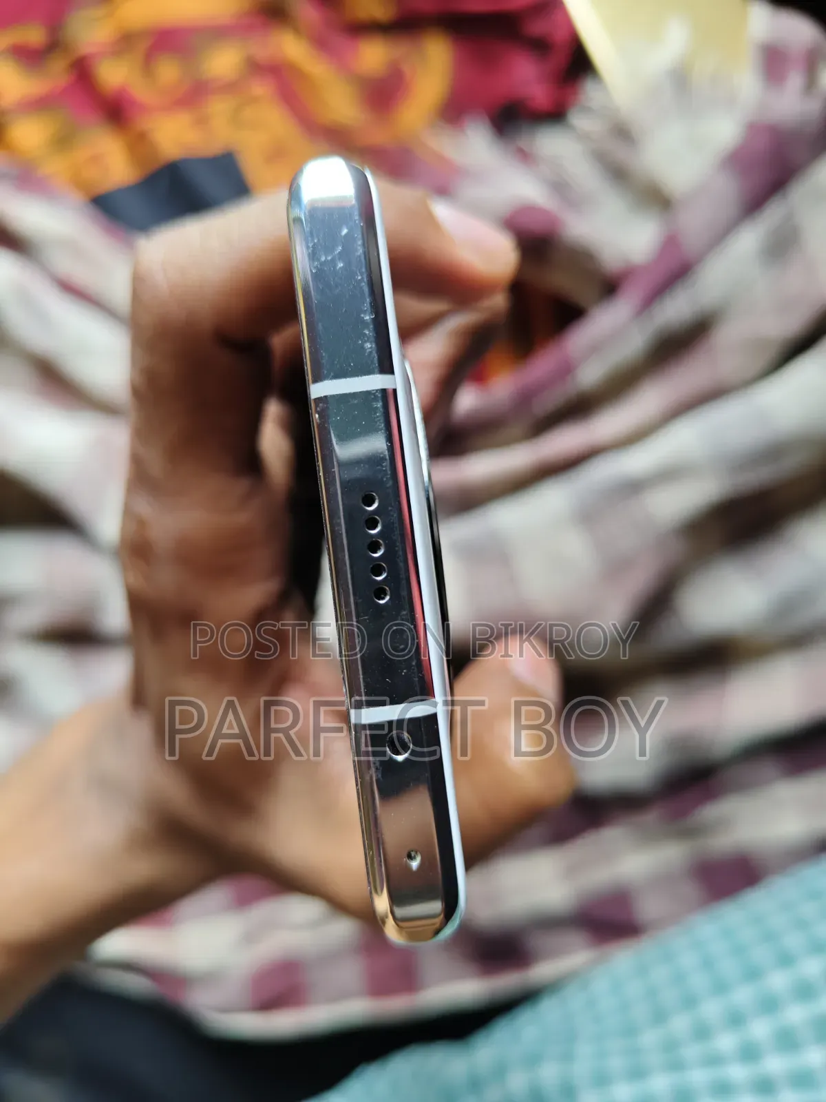 অনার ম্যাজিক ৬৪ জিবি হোয়াইট