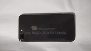 Apple iPhone 8 Plus 64 GB Black