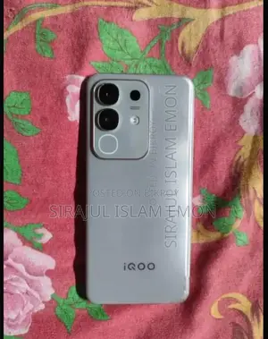 iQOO Z10x 256 GB White