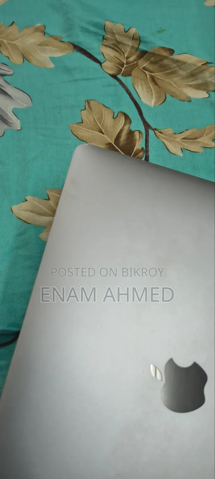 ল্যাপটপ অ্যাপল ম্যাকবুক এয়ার ২০২০ ৮জিবি অ্যাপল এম১ এসএসডি ২৫৬জিবি