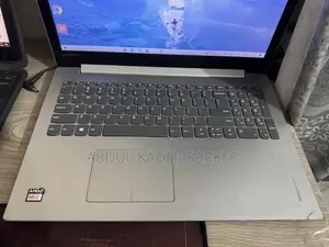 Laptop Lenovo 4GB AMD A6 HDD+SSD 1T