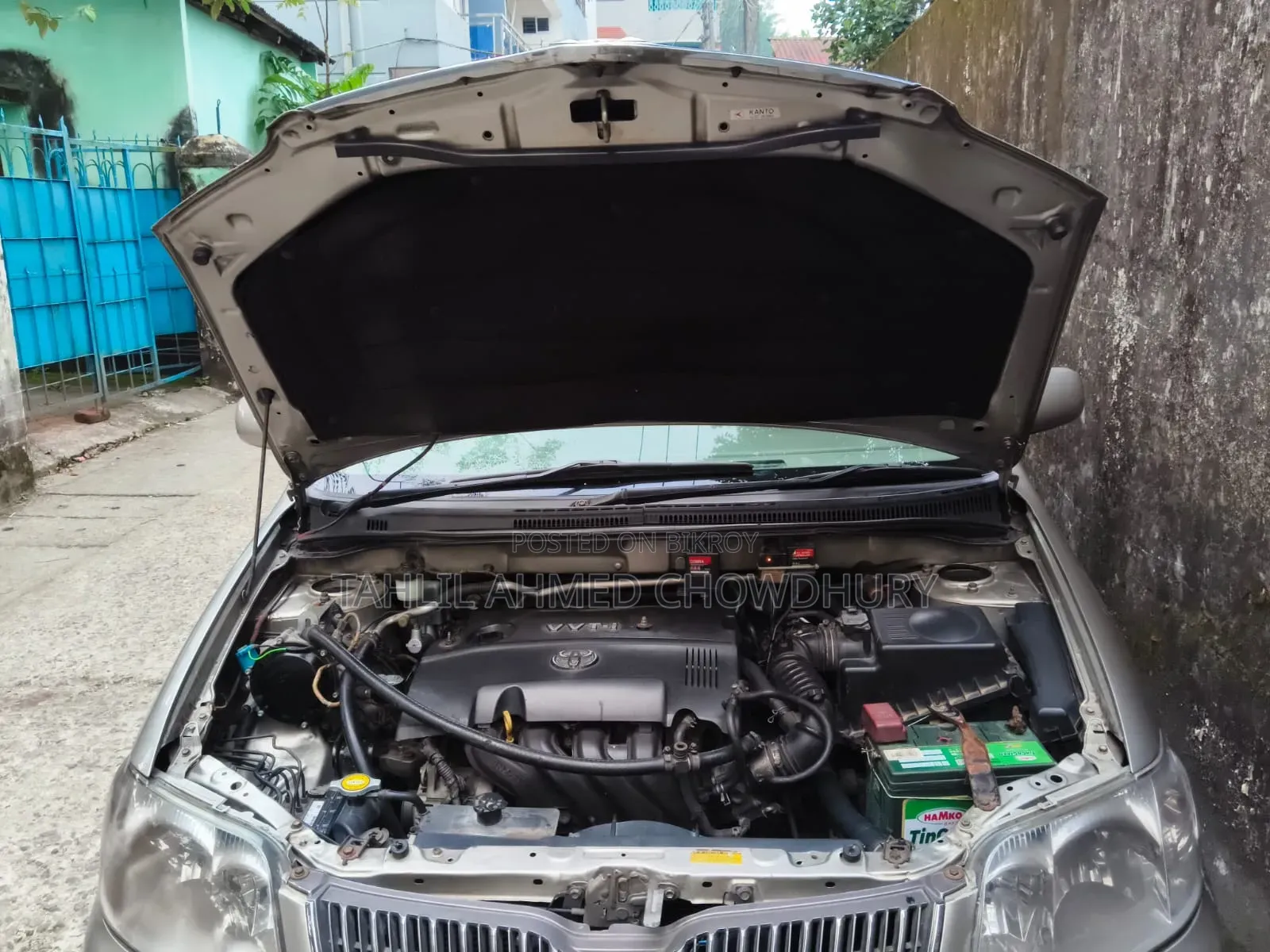 Toyota Corolla Sedan 2004 Brown
