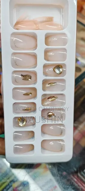 Fake Nails