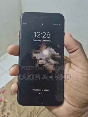 Apple iPhone 7 128 GB Black