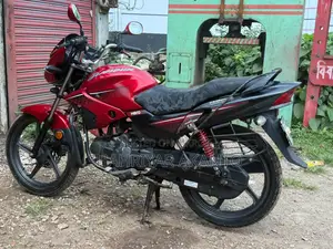 হিরো গ্ল্যামার ২০২১ লাল