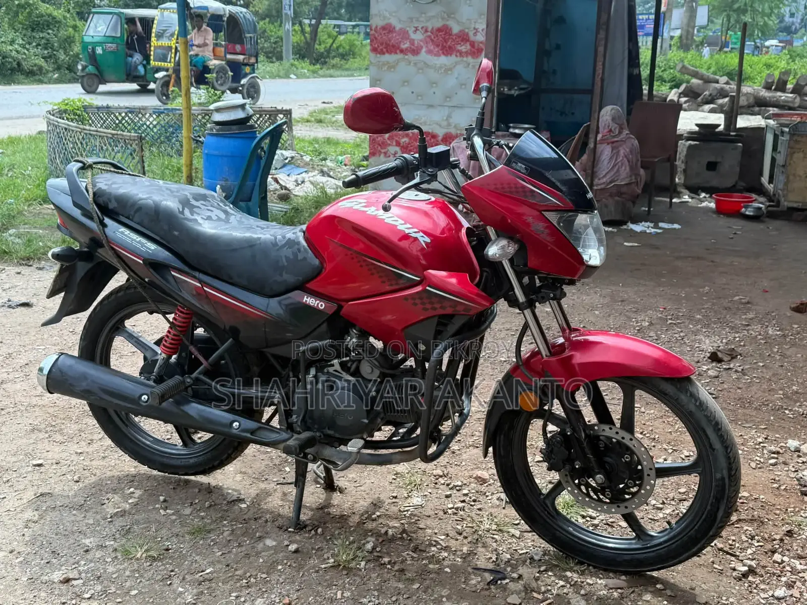 হিরো গ্ল্যামার ২০২১ লাল