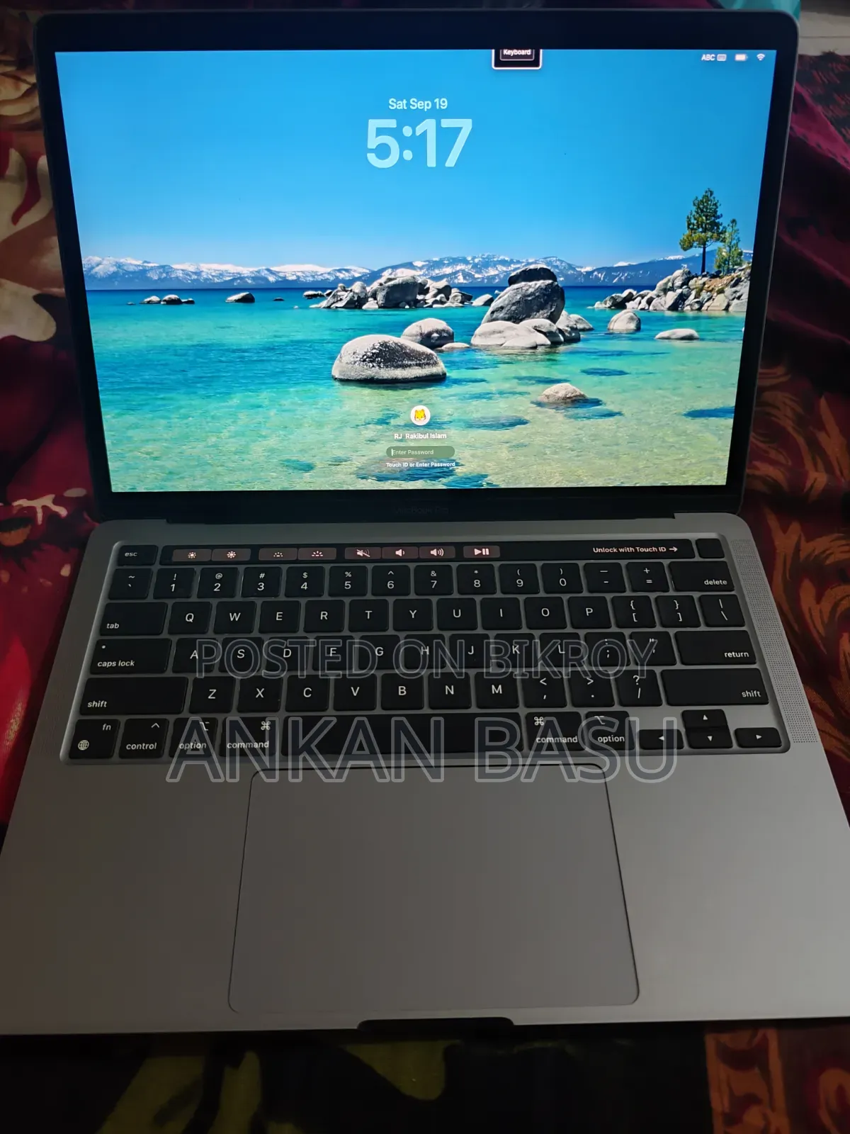 Laptop Apple MacBook Pro 2022 M2 8GB Apple M2 SSD 256GB