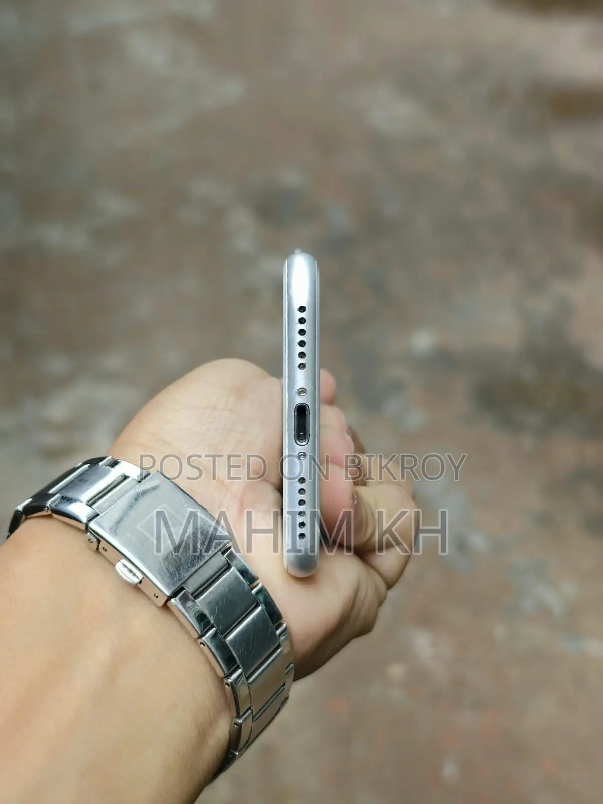 অ্যাপল আইফোন ৮ ৬৪ জিবি হোয়াইট