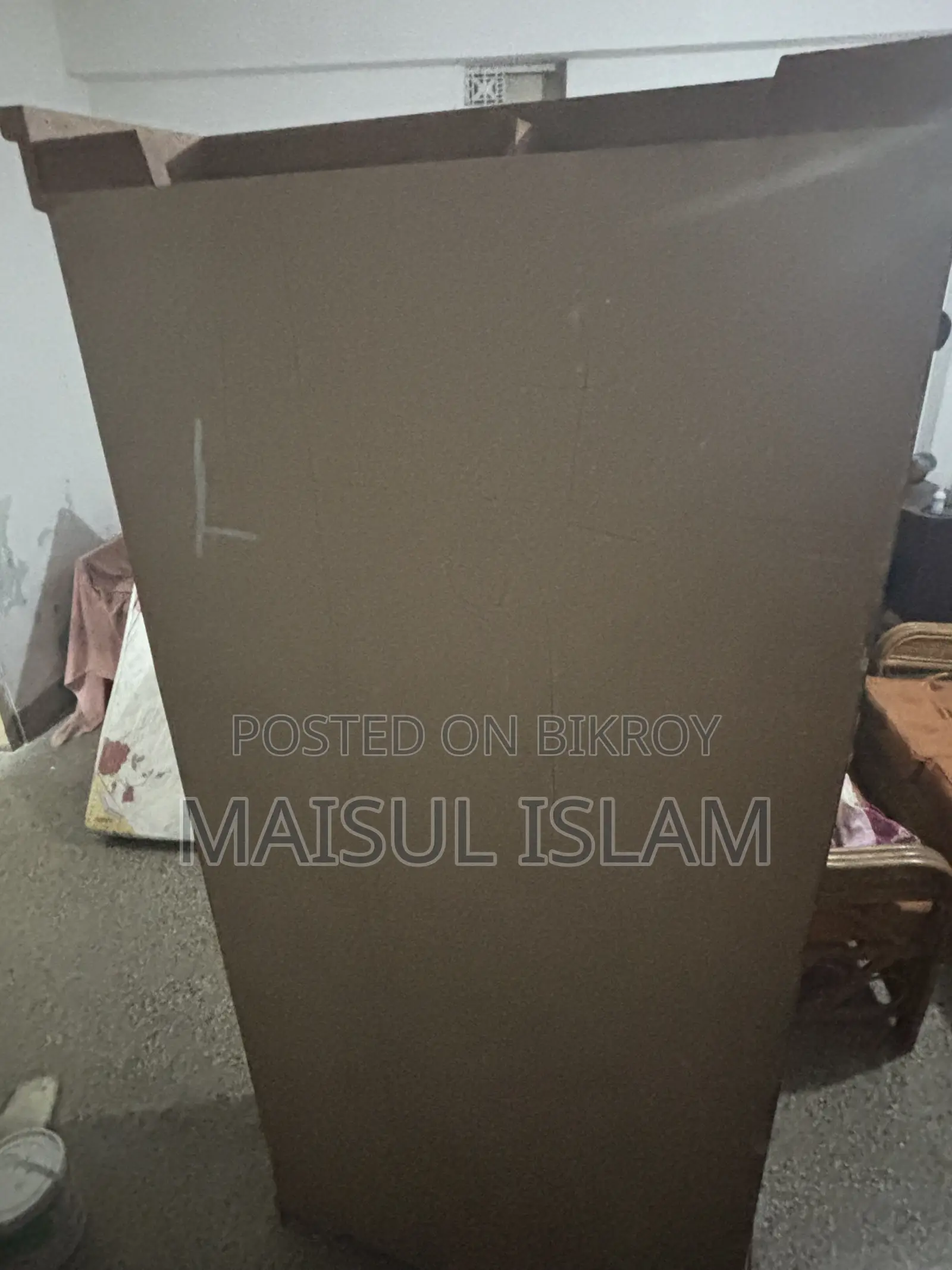 ড্রেসিং টেবিল