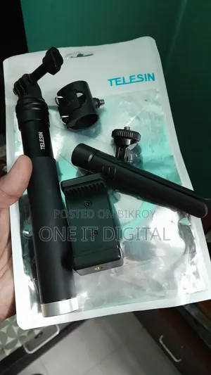 TELESIN Extendable Aluminum Selfie Stick (For Sale)
