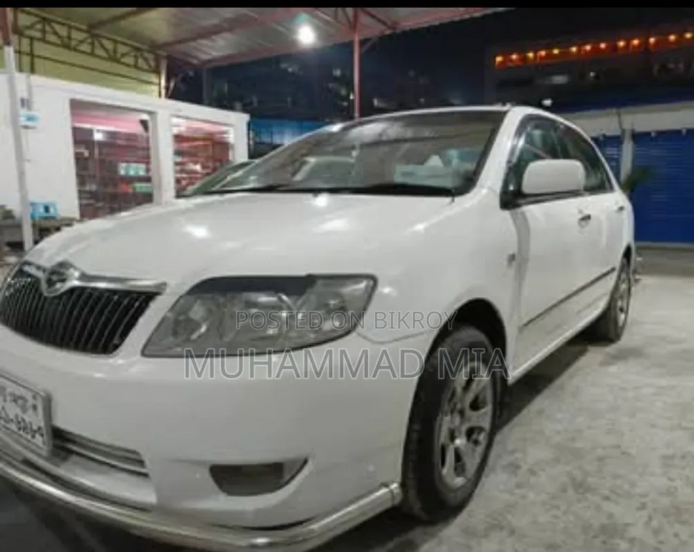 Toyota Corolla 2001 White