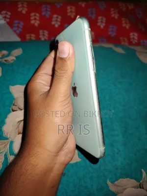 অ্যাপল আইফোন ১১ ৬৪ জিবি গ্রিন