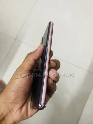 স্যামসাং গ্যালাক্সি এস২১ ৫জি ১২৮ জিবি ব্ল্যাক