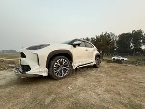 Toyota Yaris Cross 2021 Pearl