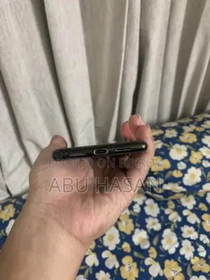 Mobile Phone 128 GB Black