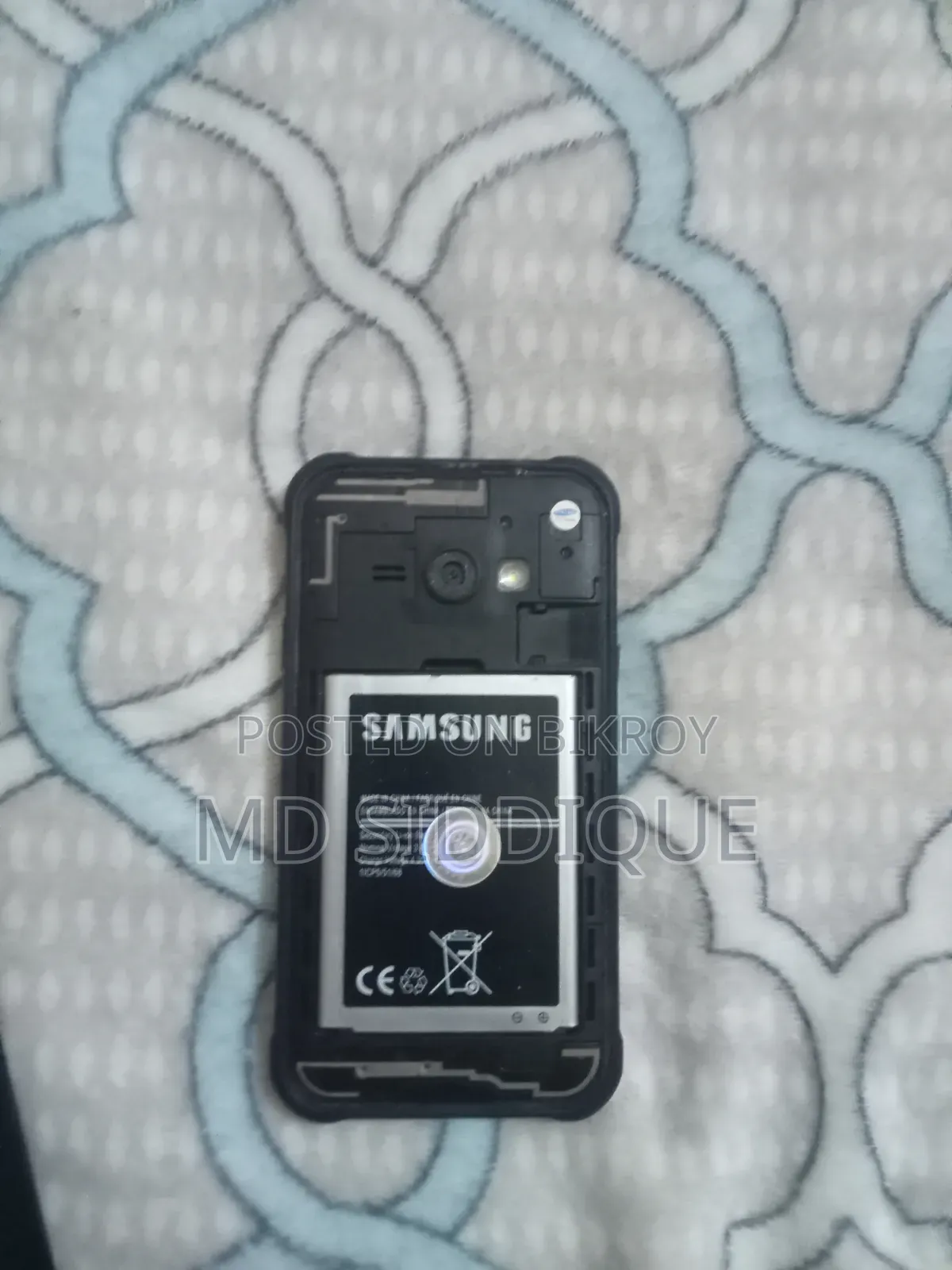 স্যামসাং গ্যালাক্সি জে১ এস ৪ জিবি কালো