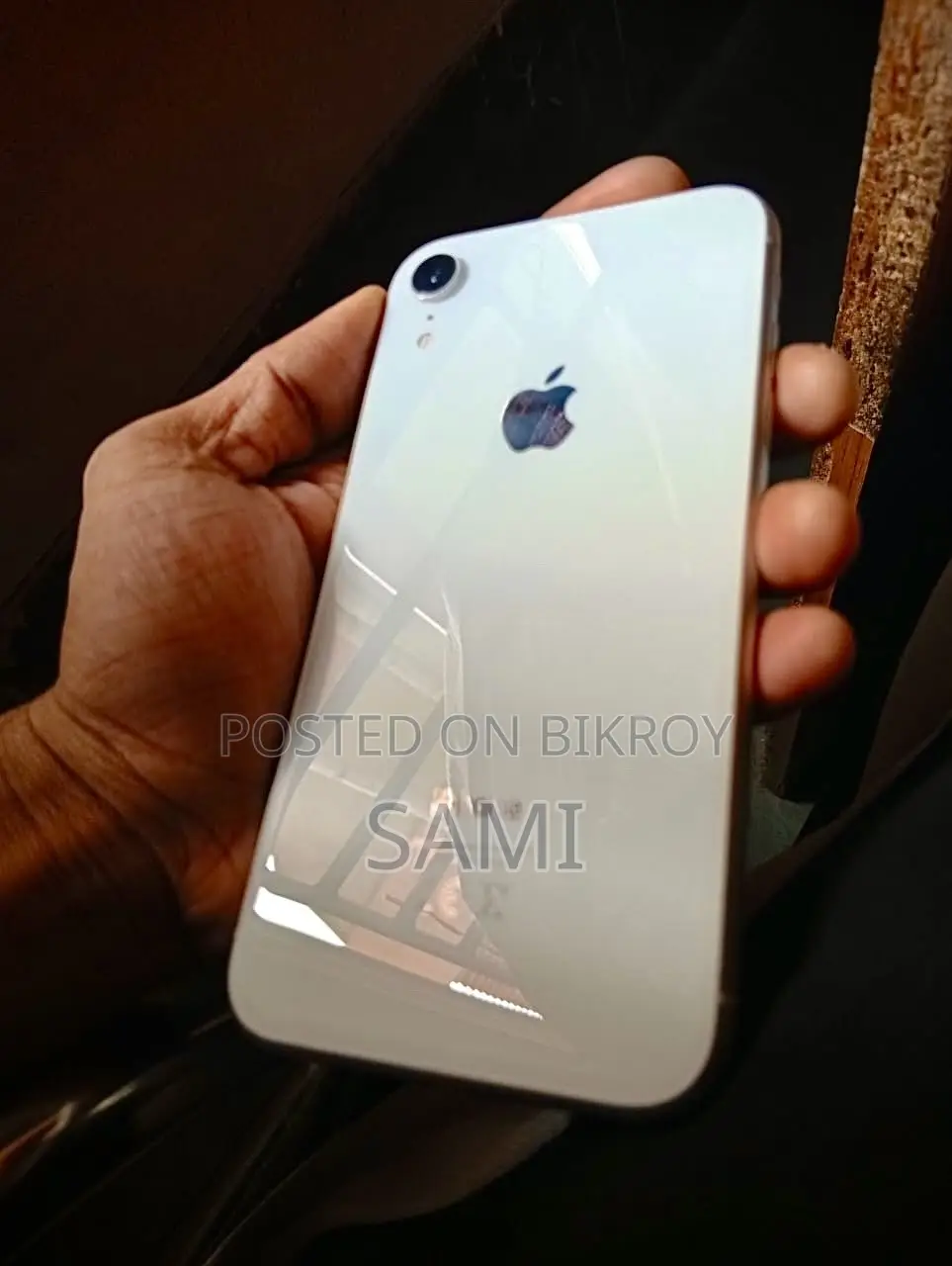 Apple iPhone XR 64 GB White