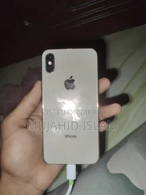 অ্যাপল আইফোন এক্সএস ৬৪ জিবি গোল্ড