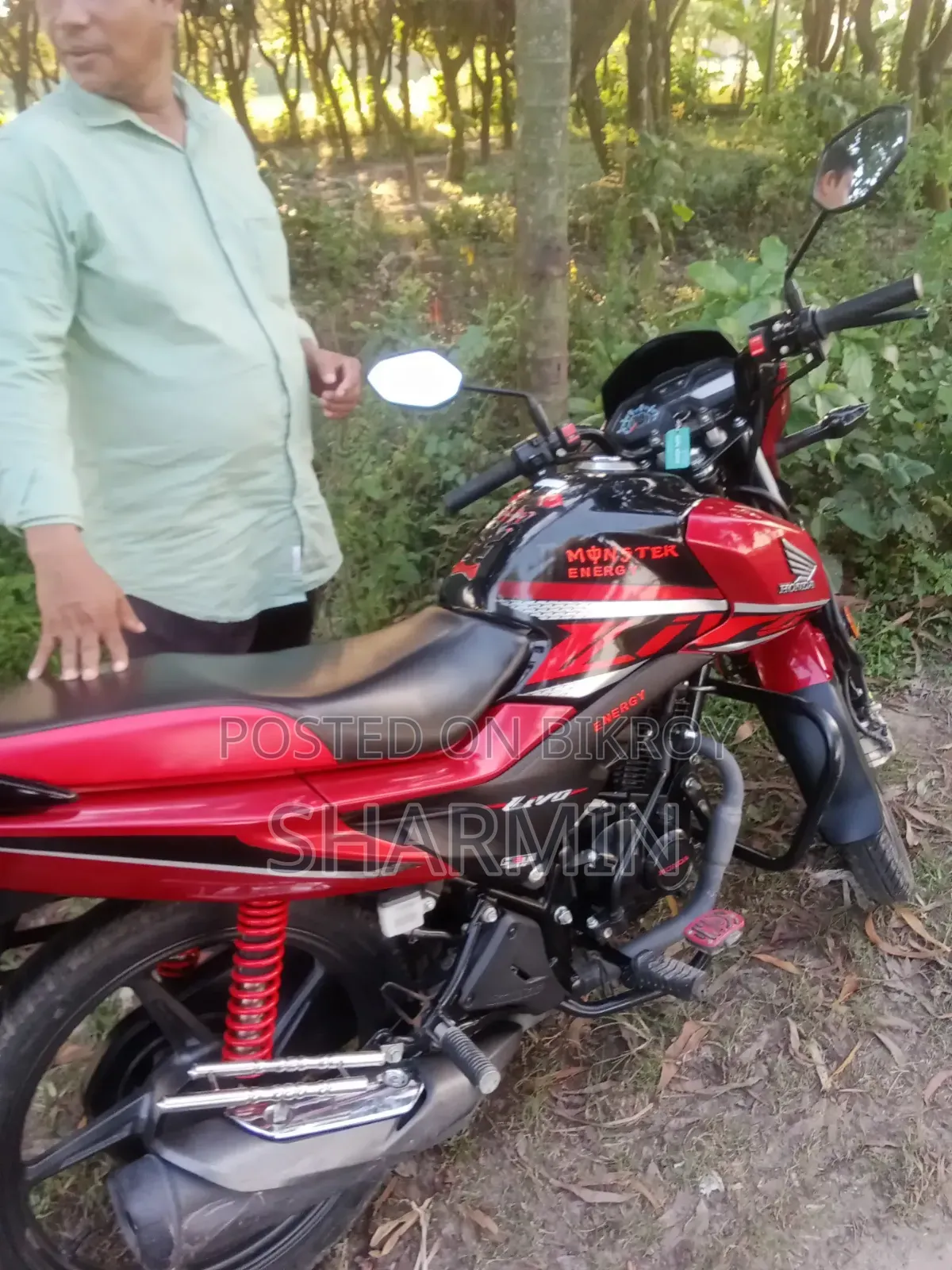 Honda Livo 2023 Red