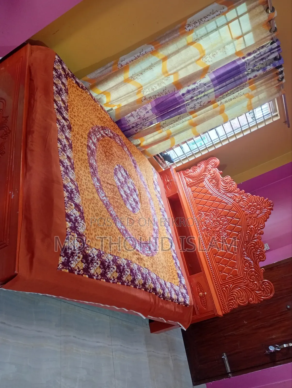 মেহগনি কাঠের খাট