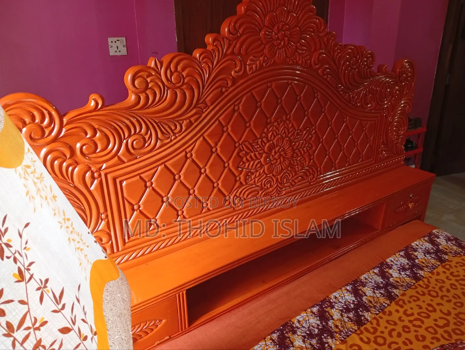 মেহগনি কাঠের খাট