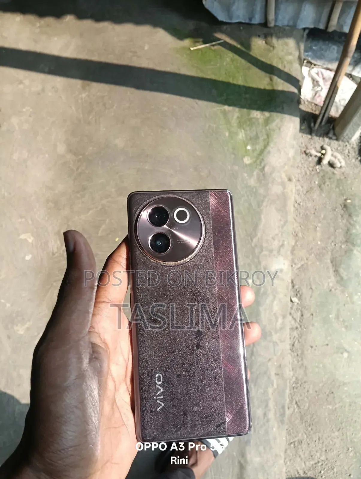 Vivo V30e 128 GB Bronze